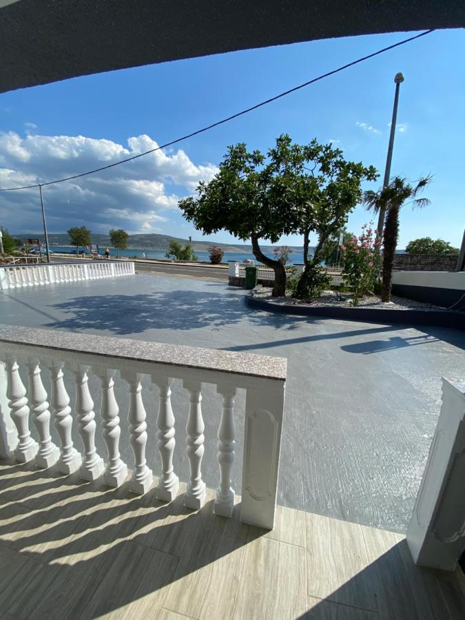 Apartmani Anita Starigrad Paklenica Esterno foto