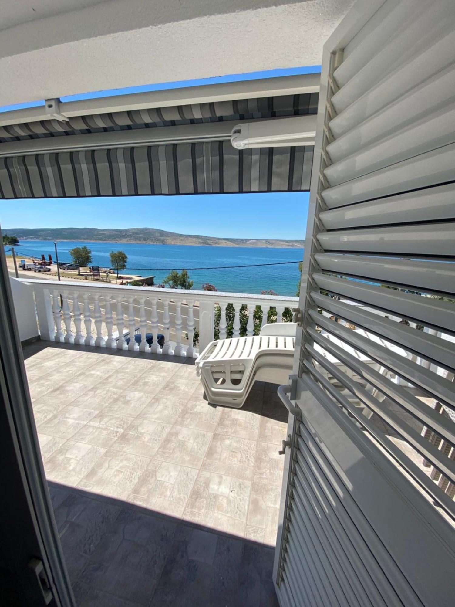 Apartmani Anita Starigrad Paklenica Esterno foto