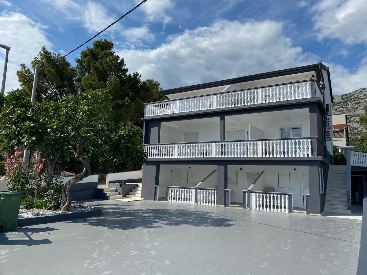 Apartmani Anita Starigrad Paklenica Esterno foto