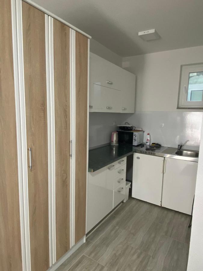 Apartmani Anita Starigrad Paklenica Esterno foto