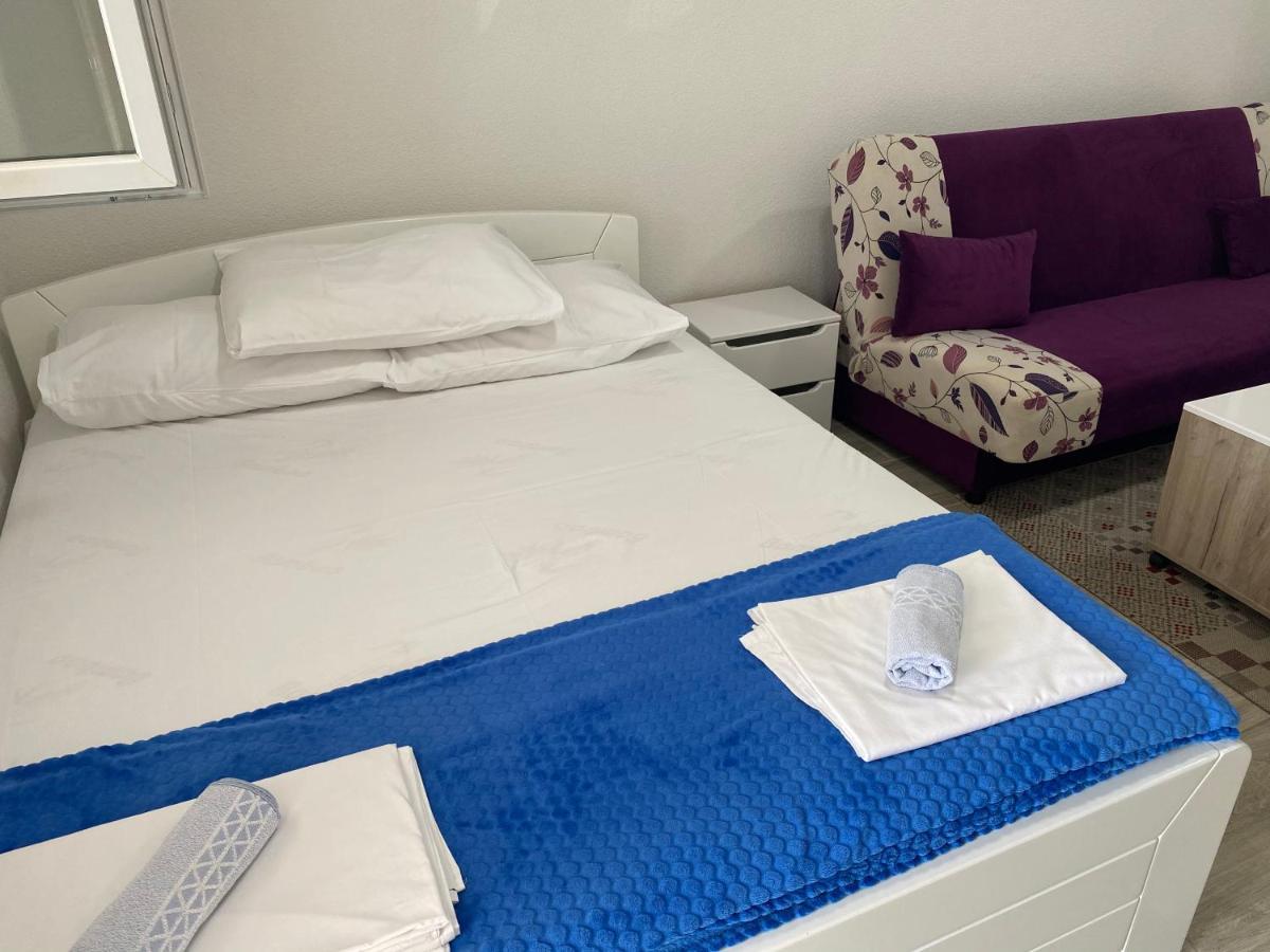 Apartmani Anita Starigrad Paklenica Esterno foto