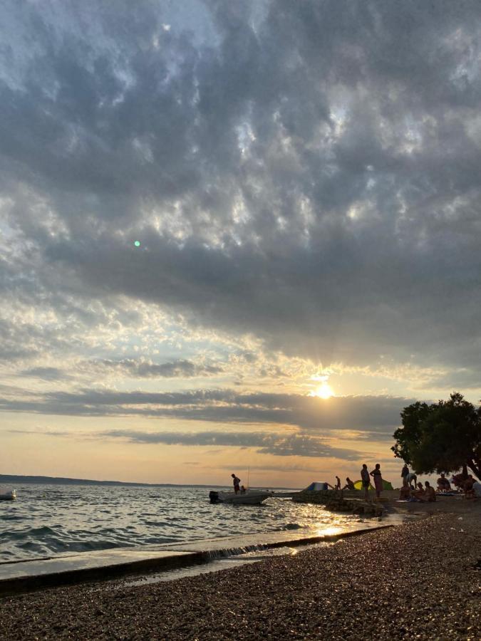 Apartmani Anita Starigrad Paklenica Esterno foto