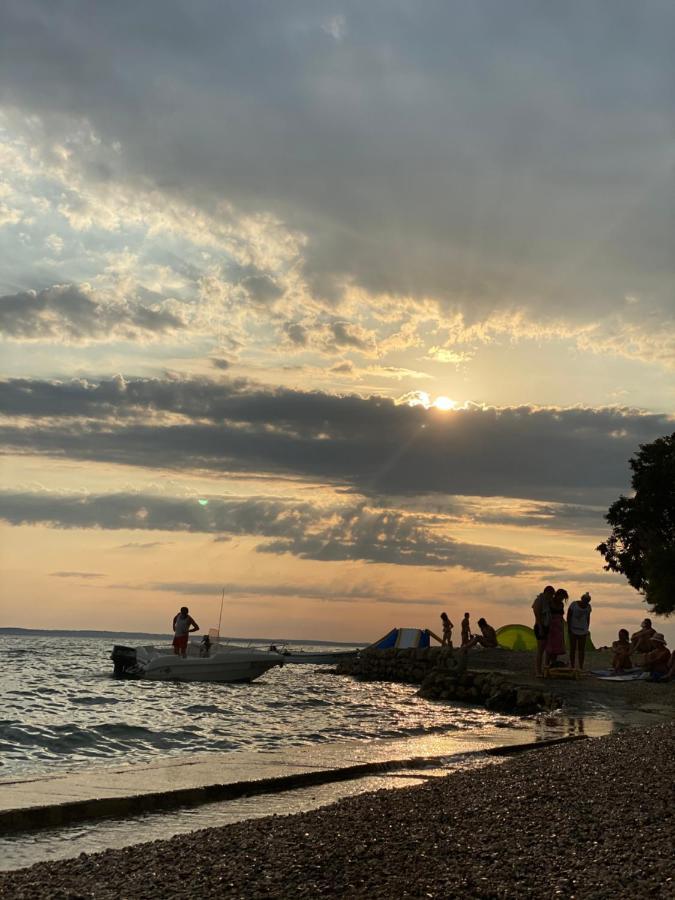 Apartmani Anita Starigrad Paklenica Esterno foto